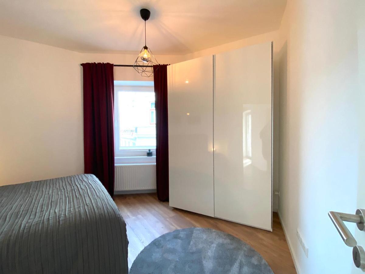 White Inn - Ferienwohnung Mit Terrasse ミュルツツーシュラーク エクステリア 写真